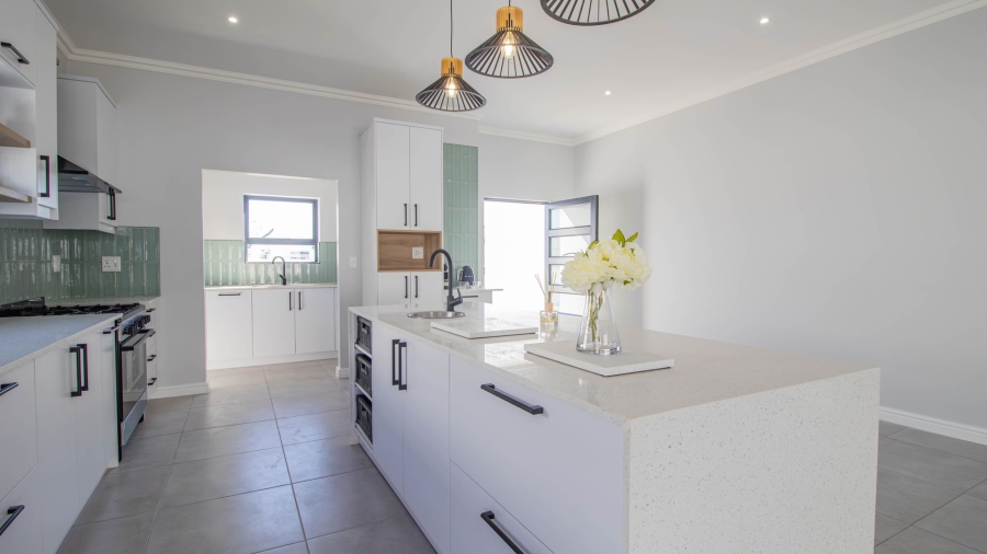 3 Bedroom Property for Sale in Lampiesbaai Western Cape